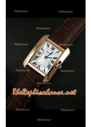 Cartier Tank Française para damas malla marrón oscuro con estuche dorado.