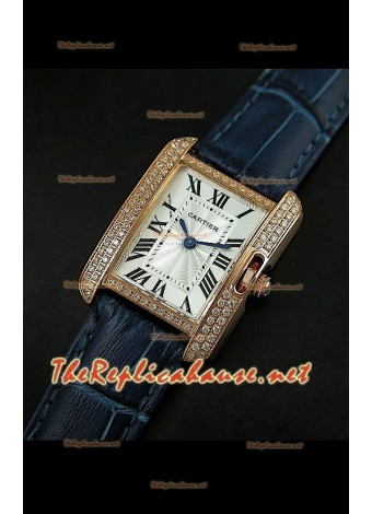 Cartier Tank Française para damas malla bisel de diamantes estuche dorado.