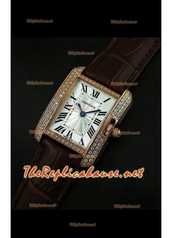 Cartier Tank Française para damas malla bisel de diamantes estuche dorado.