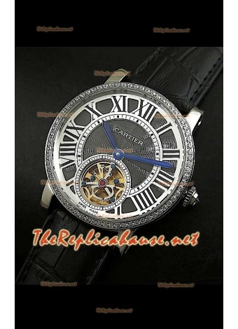 Reloj Turbillón Cartier Calibre con esfera de diamante y malla roja