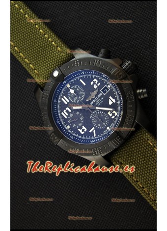 Breitling Avenger Reloj Réplica Suizo Caja de Titanio con Dial de Carbón Reloj Réplica a Espejo 1:1